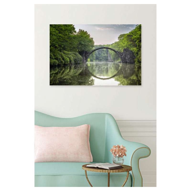 ROUND BRIDGE canvas print