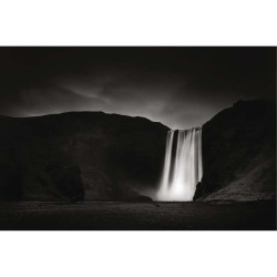 SKODAFOSS BY NIGHT
