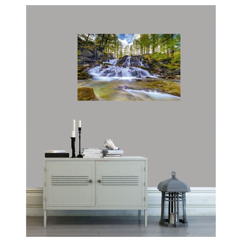 Poster cascade en montagne