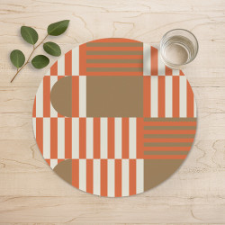 Round placemat with red and gold design – Scenolia