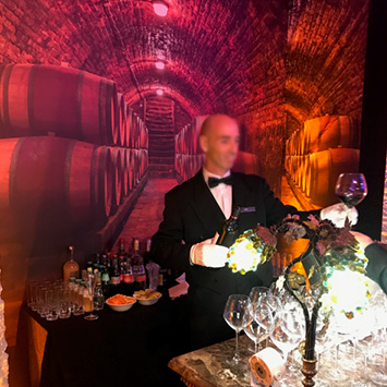 Papier peint vinification dans un bar