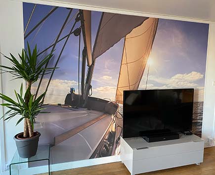 Papier peint panoramique bateau en mer dans le salon d'Isabelle