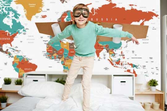 papel pintado panoramico para niños que representa una mapa del mundo